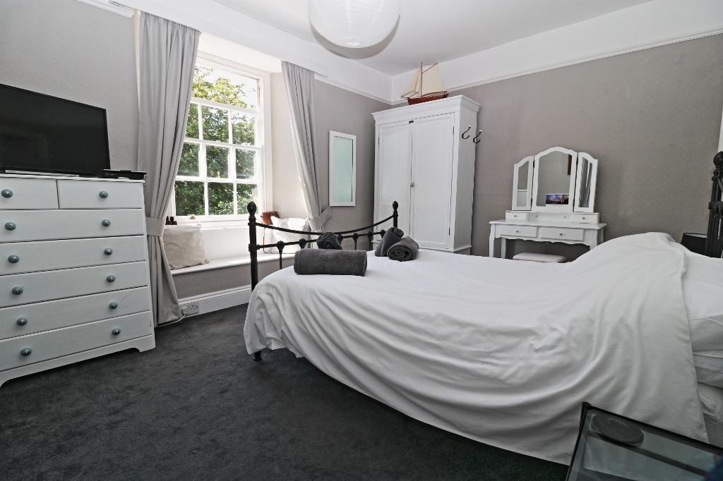 3 Bedroom Detached for Sale in Lelant, TR26 3ED