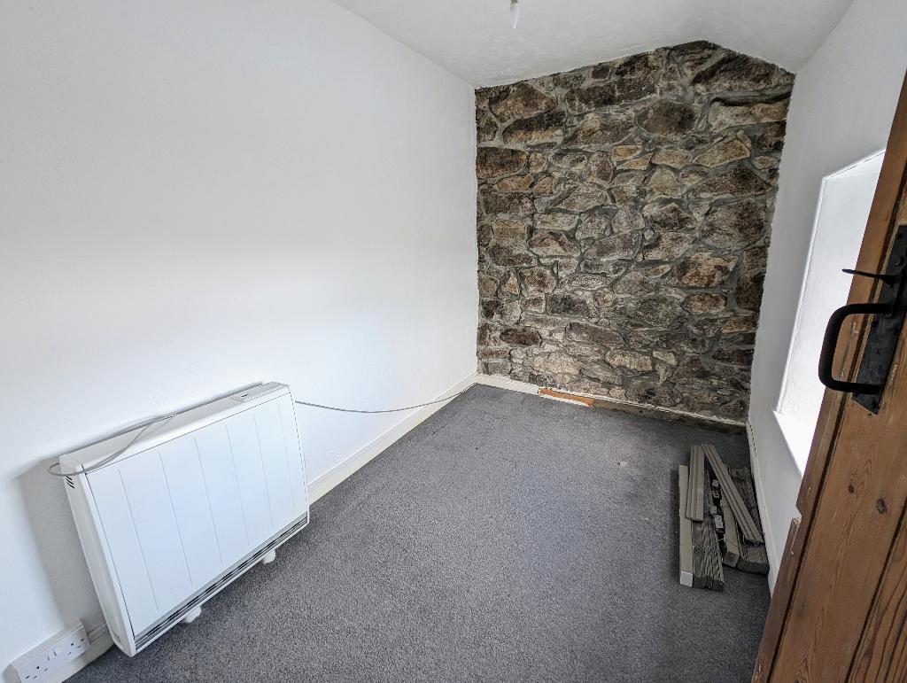 2 Bedroom Cottage for Sale in Carnyorth, Tr19 7qb