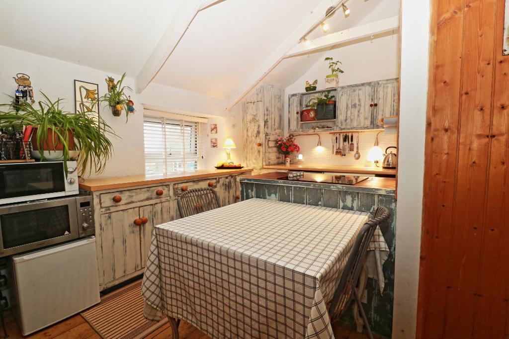 2 Bedroom Cottage for Sale in St Just, TR19 7JZ